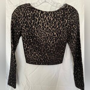 Alice & Olivia Rilo animal print crop top with stretch size 0